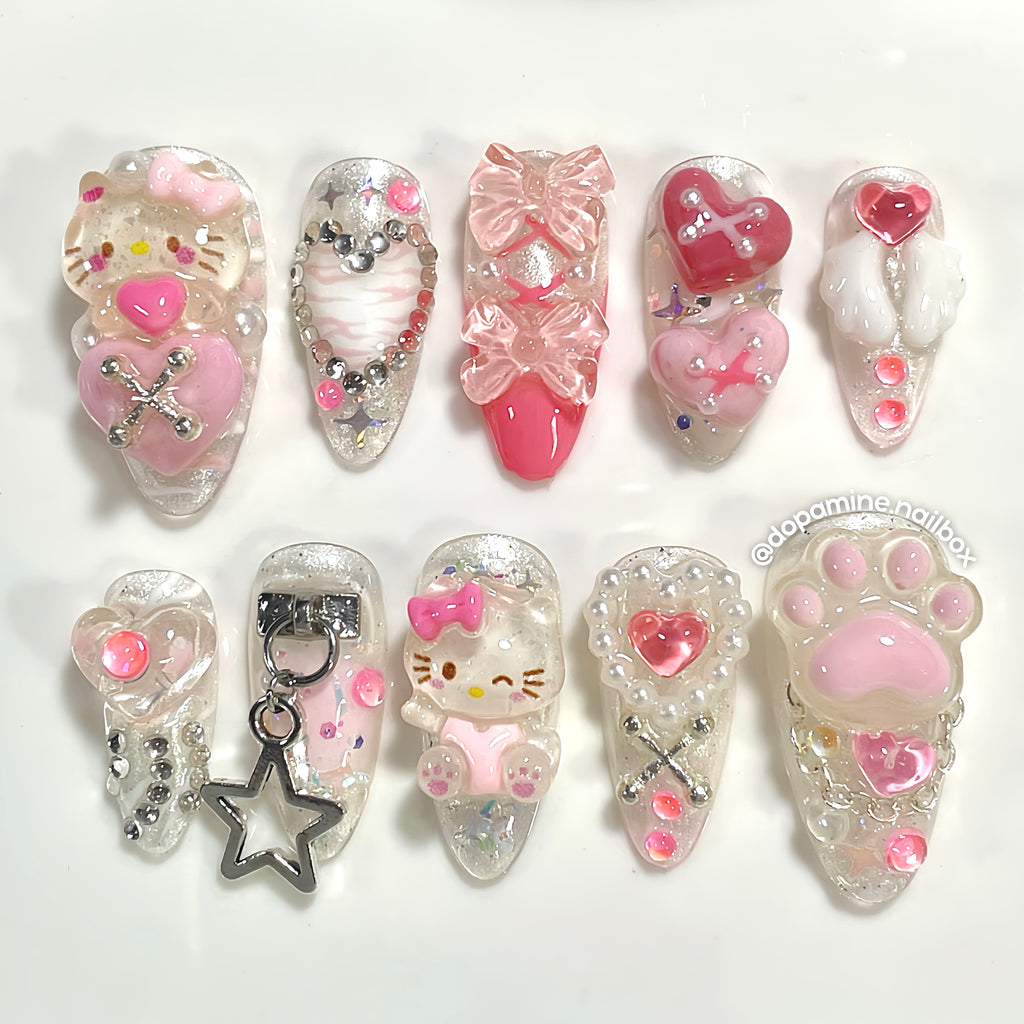 Hello Kitty Gyaru