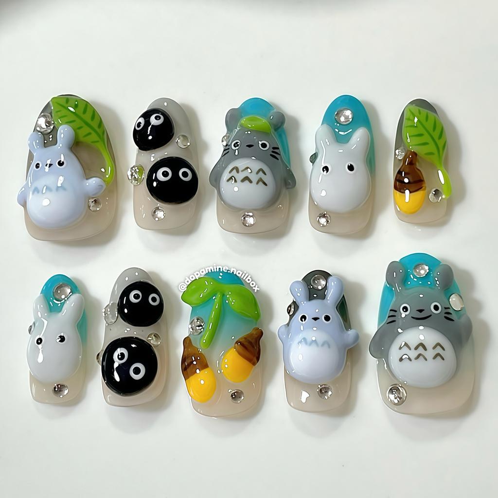 Totoro Green Leaf