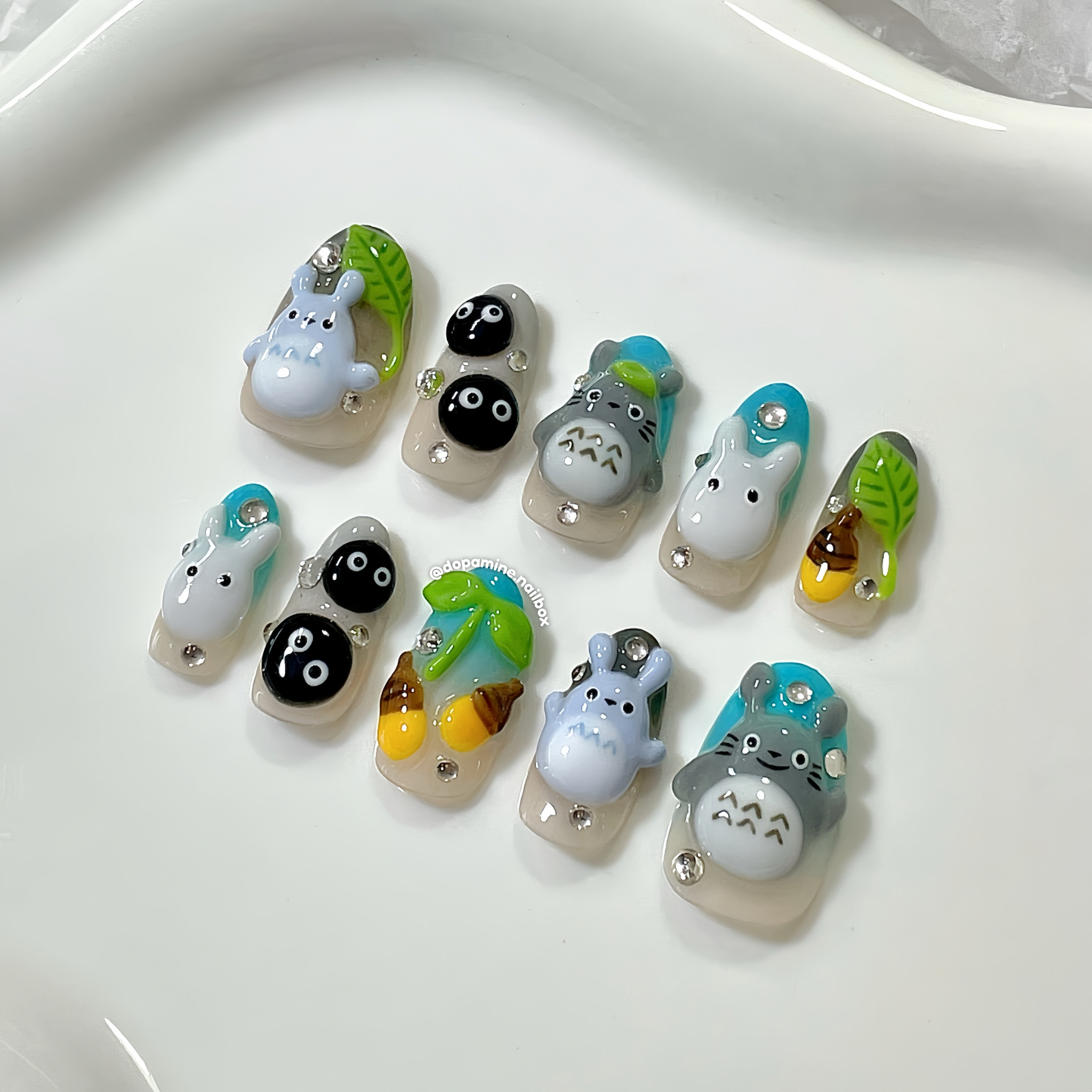 Totoro Green Leaf