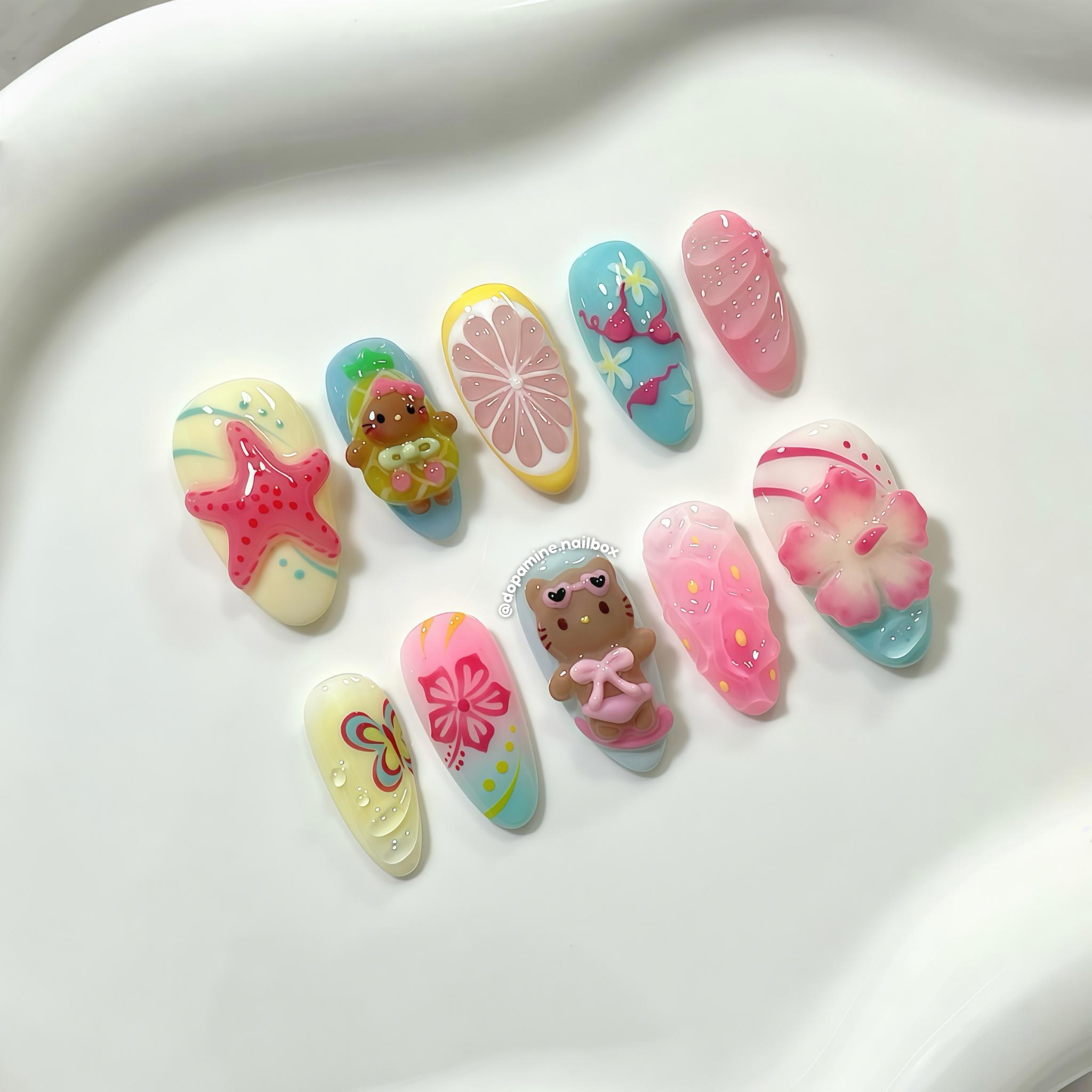 Hello Kitty Beach